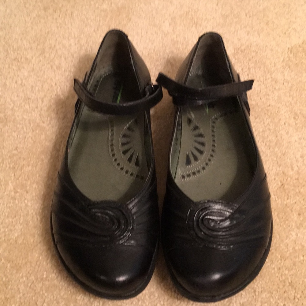 Earth shoes, “Faylyn,” MaryJane style